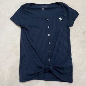 ABERCROMBIE KIDS cropped tie knit button tee
